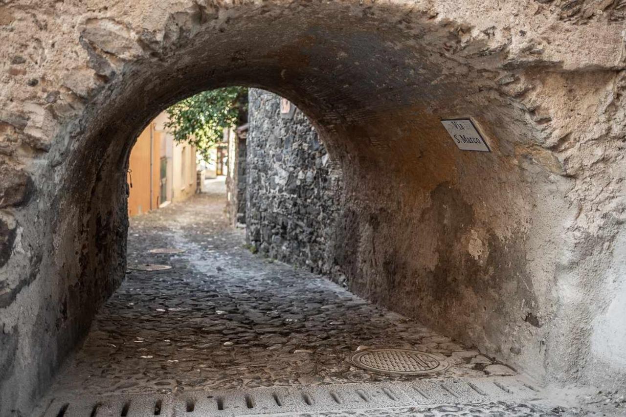 Domo Orise Alloggio In Pieno Centro Orosei Buitenkant foto
